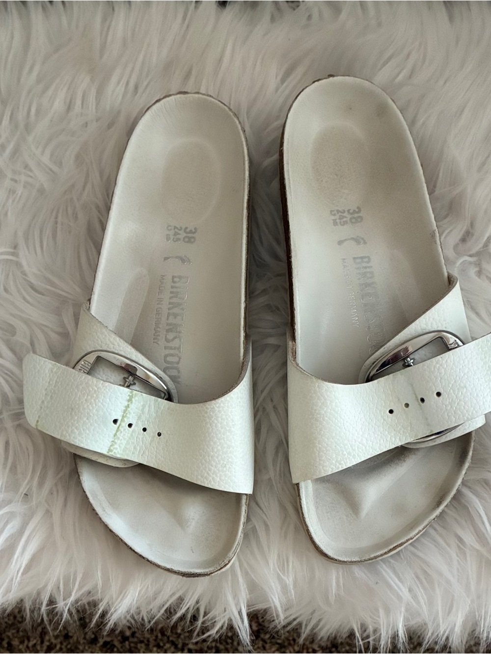 Birkenstock White Slide Sandals - Silver buckle Sz 38 - Picture 11 of 12